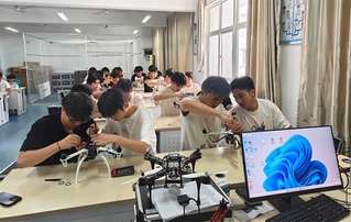 学院圆满举办2026年度智能飞...
