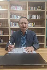 周丰杰照片